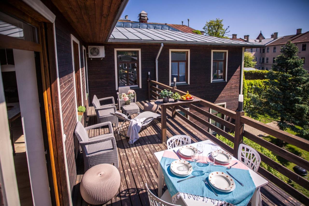 Wooden House Near City Center ريغا المظهر الخارجي الصورة