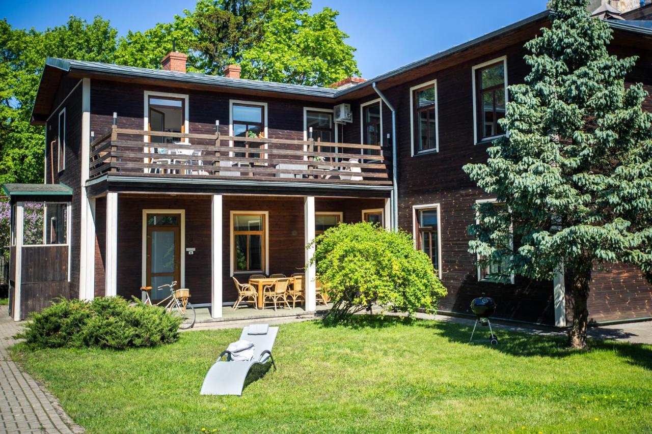 Wooden House Near City Center ريغا المظهر الخارجي الصورة