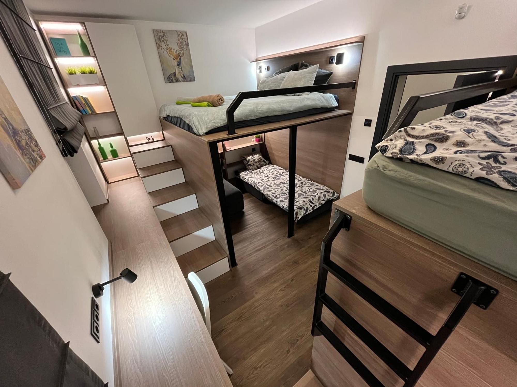 Wooden House Near City Center ريغا المظهر الخارجي الصورة